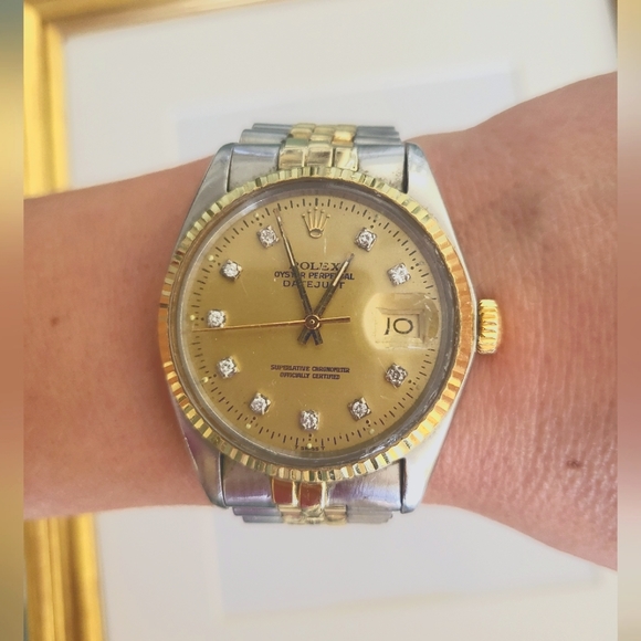 Authentic Rolex watch DateJust  with diamonds. - Picture 1 of 5